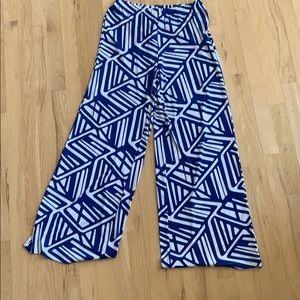 Chico’s Flowy wide leg pants